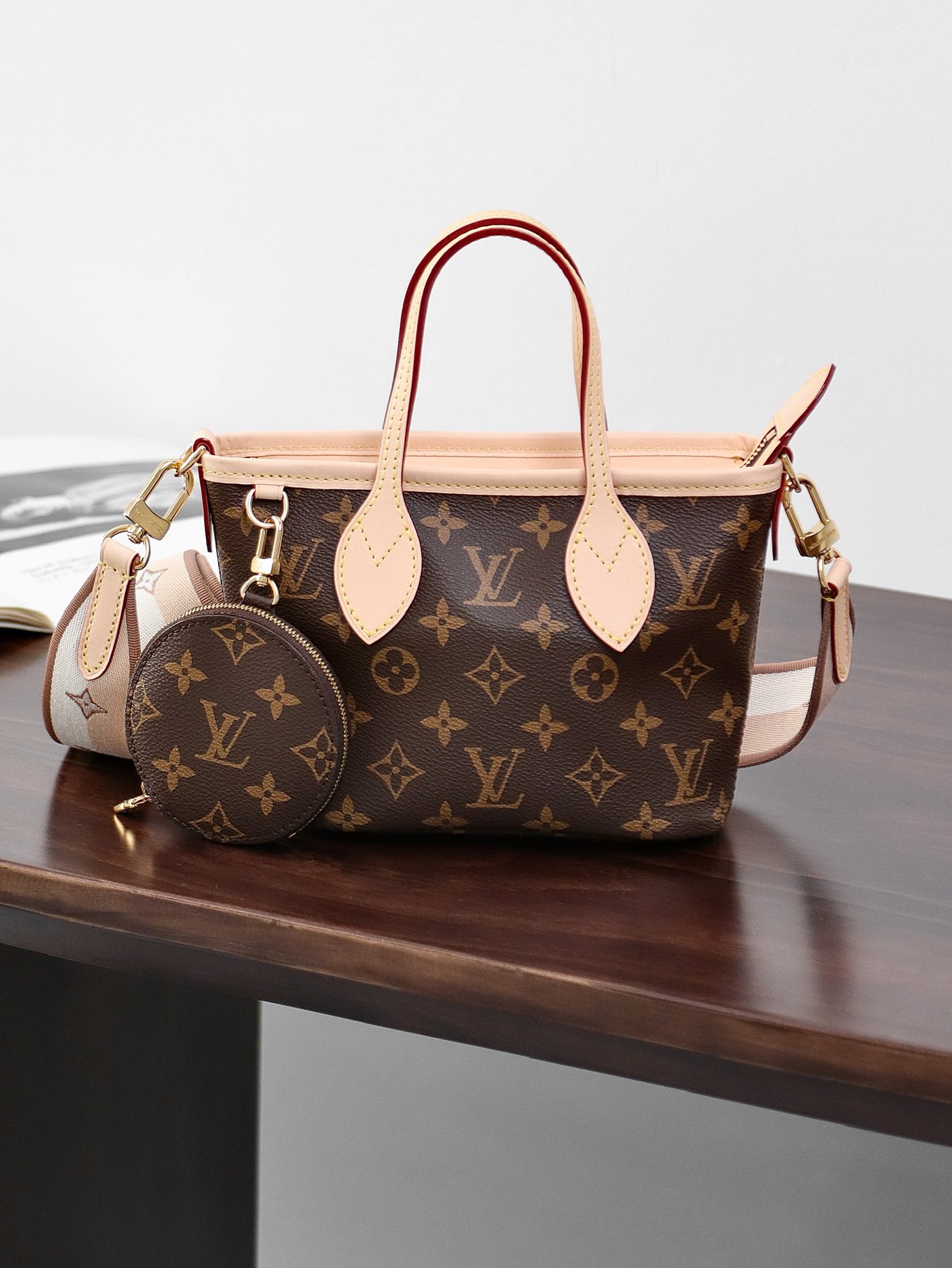 Louis Vuitton Neverfull BB